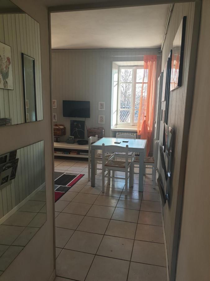 Morenikahome Borgofranco d'Ivrea Exterior photo